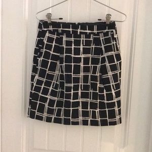 Gap skirt